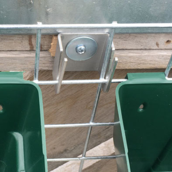 Mesh Clip for Vertical Planter Mesh Clip for Vertical Planter