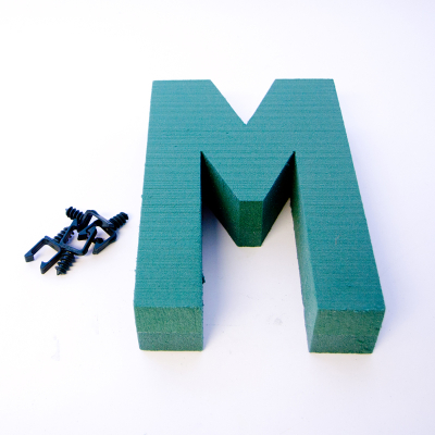 OASIS® Ideal Foam Frame Letter M