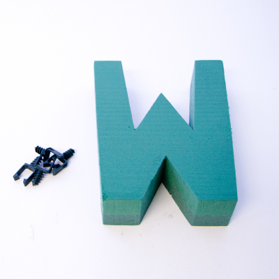 OASIS® Ideal Foam Frame Letter W