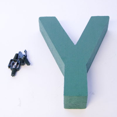 OASIS® Ideal Foam Frame Letter Y
